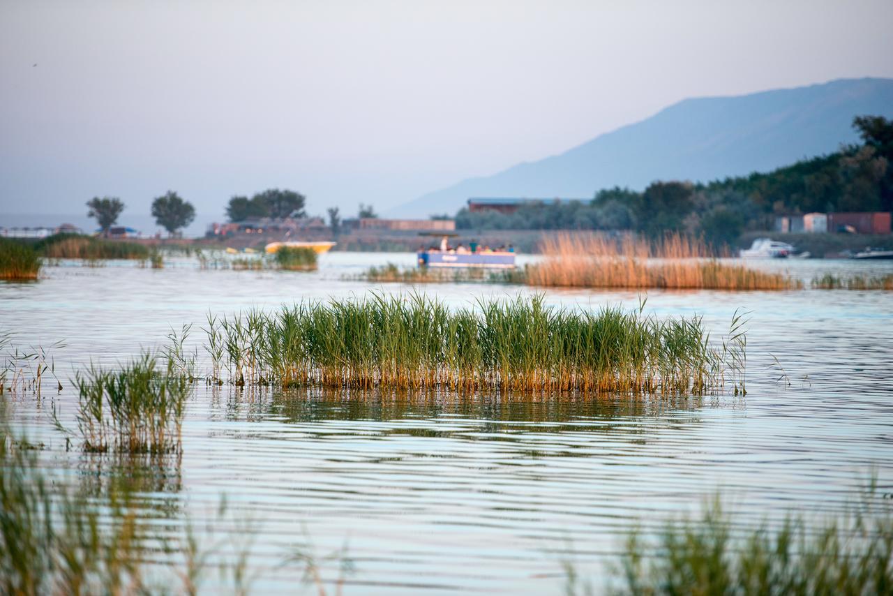 Aquamarine Resort Akshi Εξωτερικό φωτογραφία