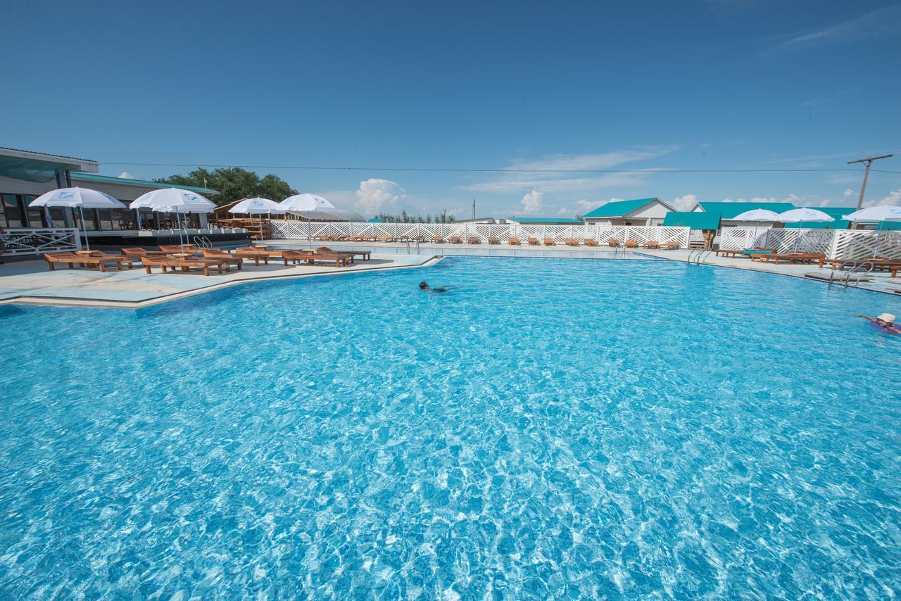 Aquamarine Resort Akshi Εξωτερικό φωτογραφία